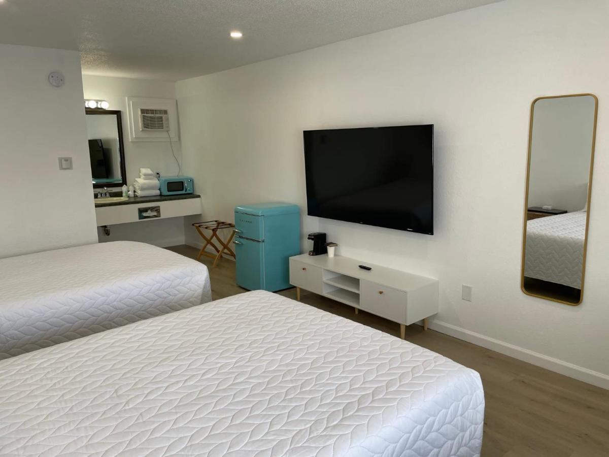 Poolside Double Rooms Lake City Exterior foto